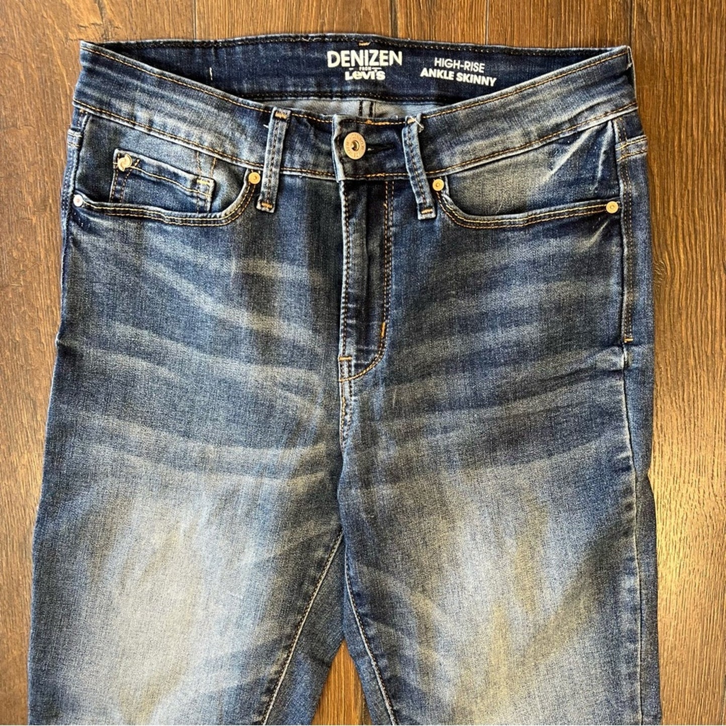 DENIZEN high-rise ankle skinny jeans from Levi SZ 4S