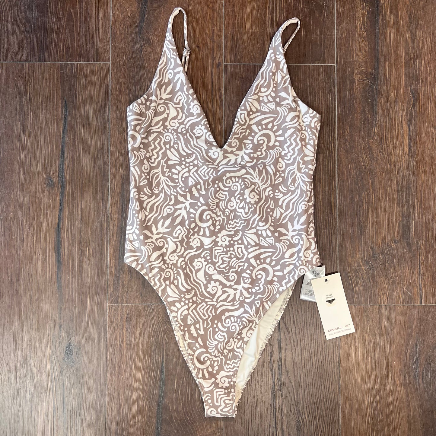 🆕 O’Neil Saltwater Essentials Edgewater
One-Piece Swimsuit SZ MED