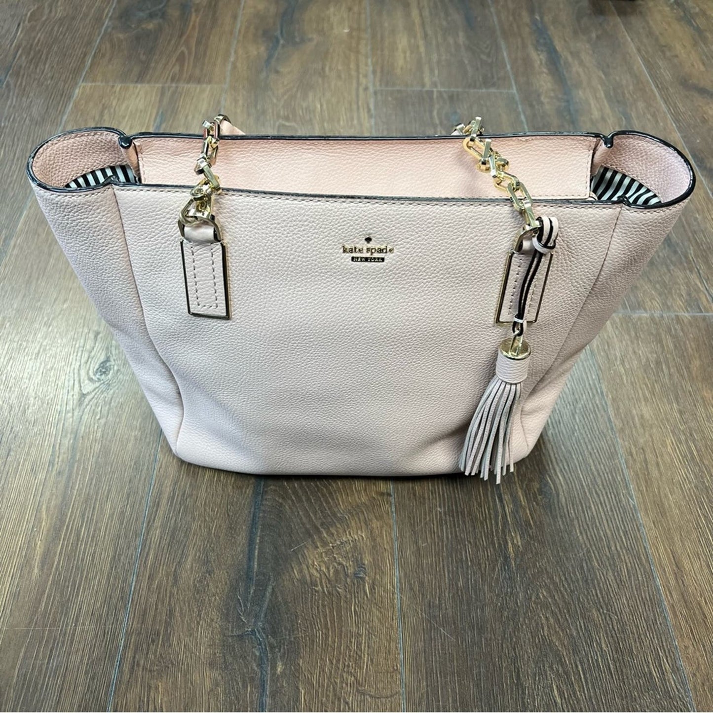 Kate Spade New York Kingston Drive Vivian Large Pebble Leather Bag, Warm Vellum