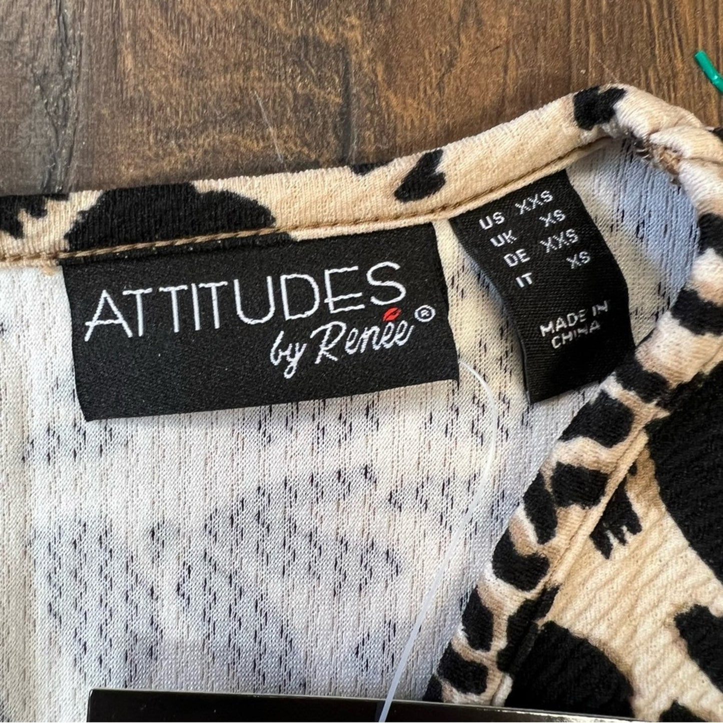 🆕 Attitudes animal print blouse SZ XXS