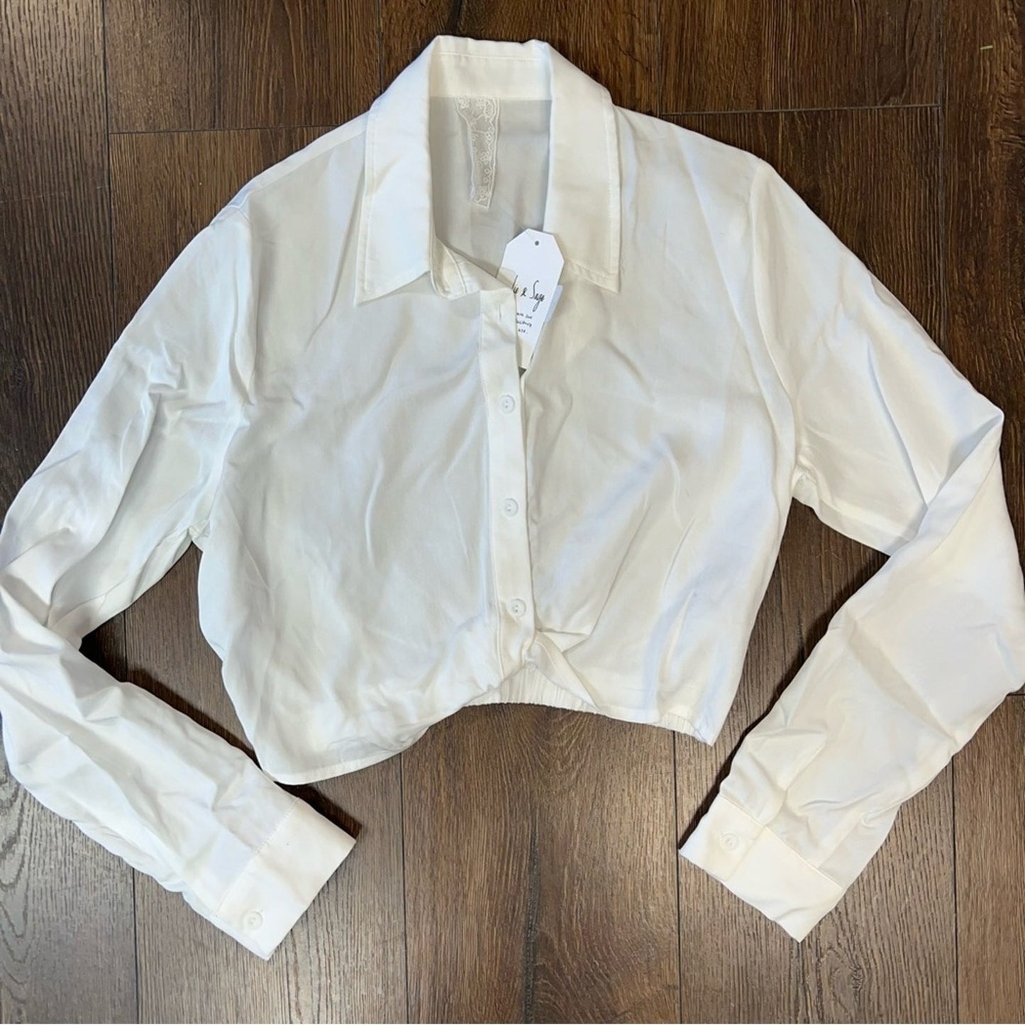 🆕 Sadie & Sage Button Down‎ Crop Top SZ SM