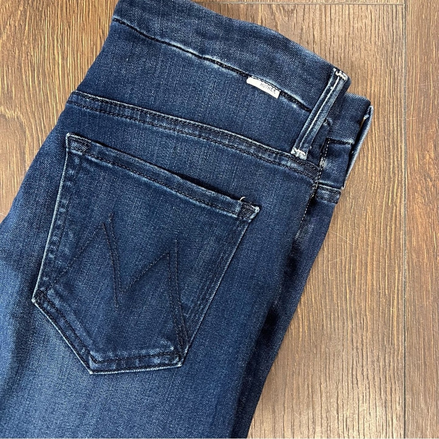 Mother Denim High Waisted Looker Ankle Fray- Tongue in Chic SZ 30/10