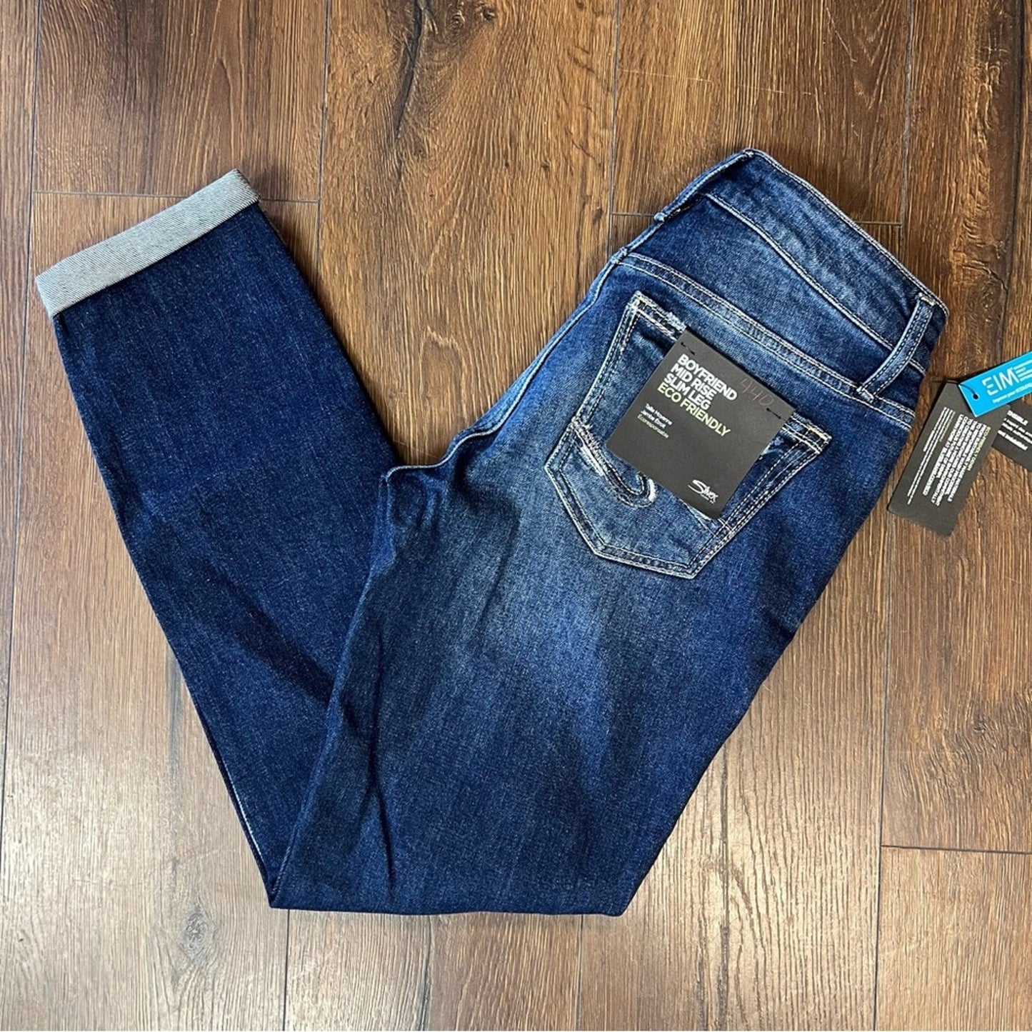 🆕 Silver Jeans mid-rise slim leg boyfriend jeans SZ 26/2