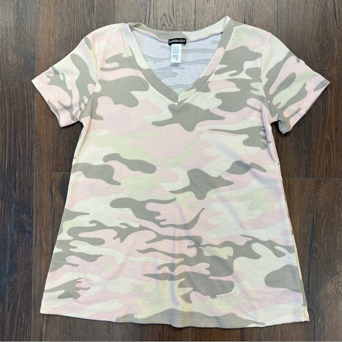Hemish U.S.A Don't Hide Now Camo Print Tee SZ MED