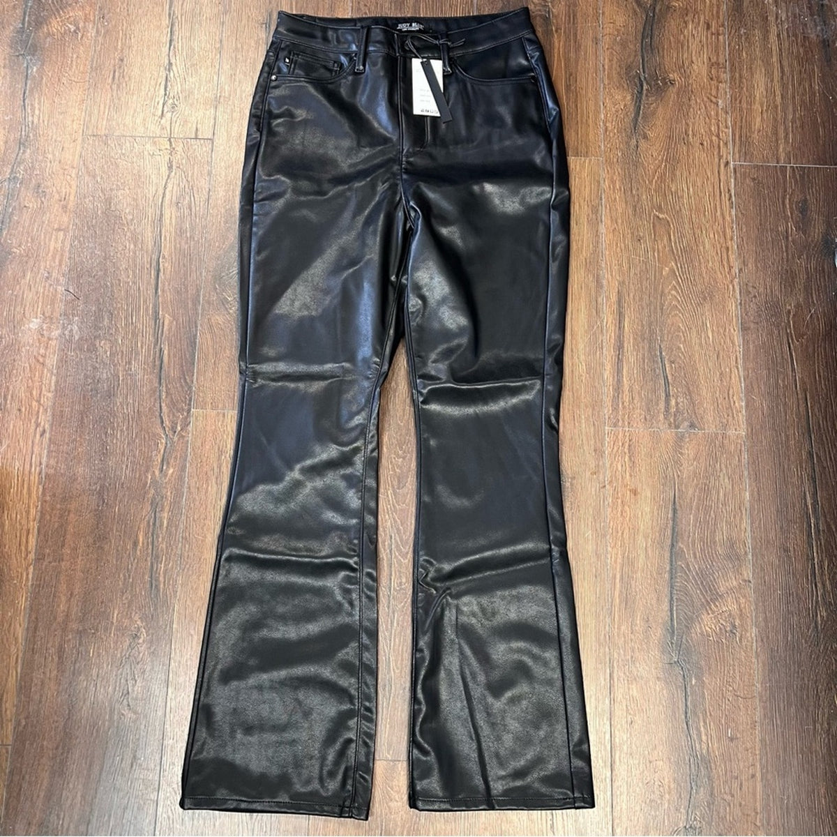 🆕 Judy Blue Tummy Control Black Faux Leather Bootcut Pants SZ 7/28