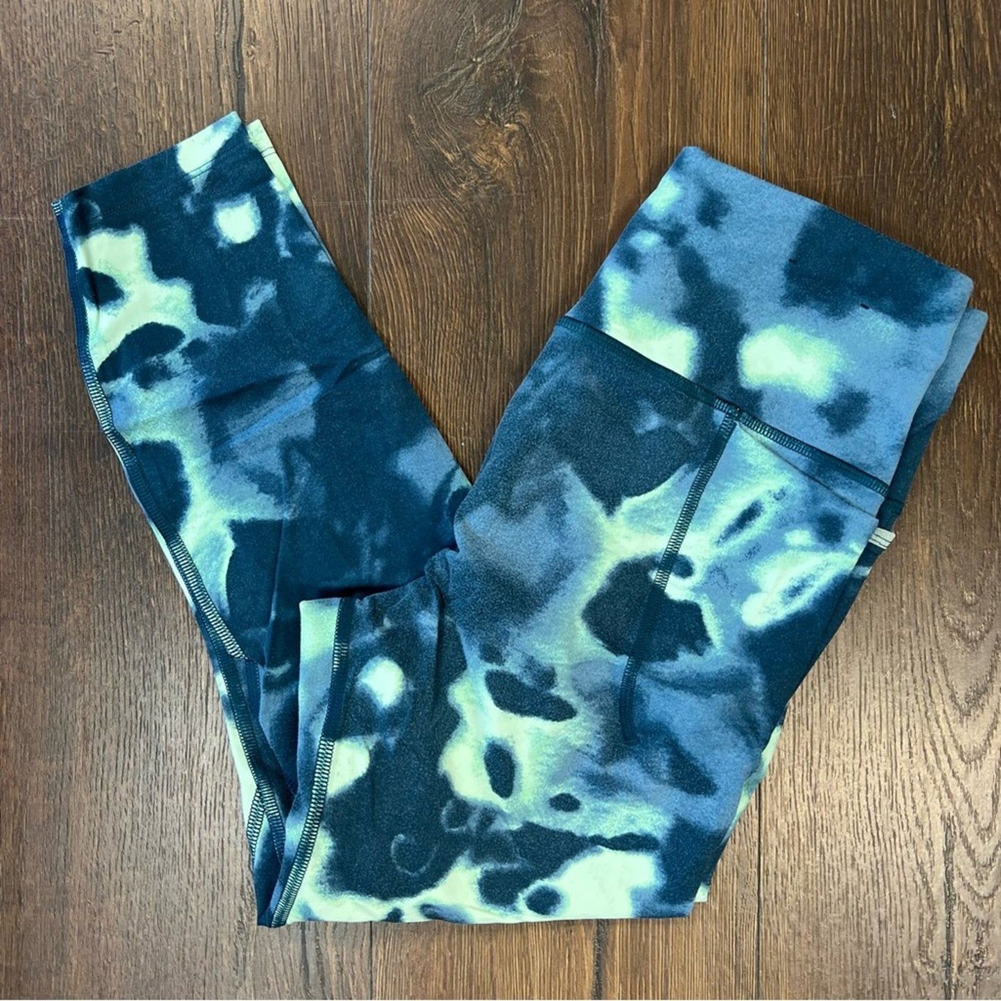 Under Armour Meridian Print Ankle Leggings SZ MED