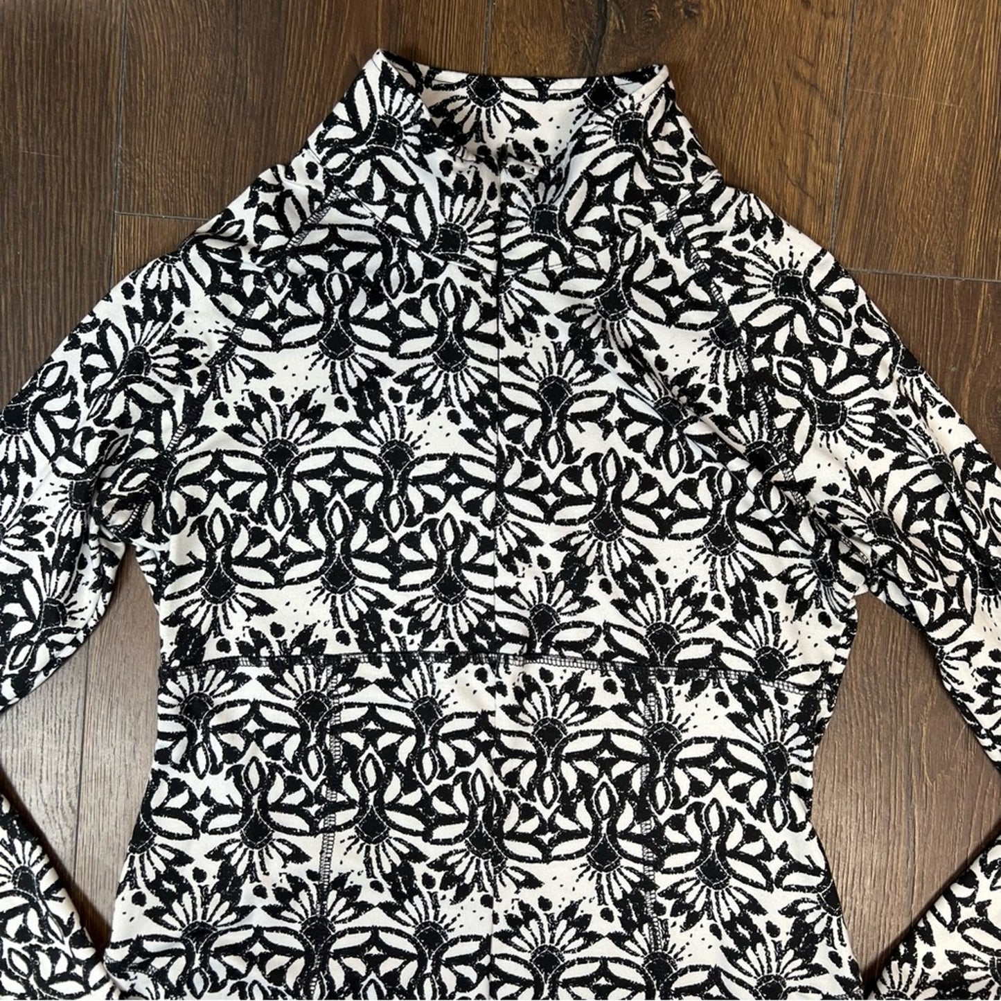 Soybu Women's Black And White Athletic Dress SZ SM