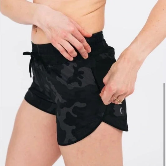 🆕 ZYIA Active camo flip it shorts SZ LG