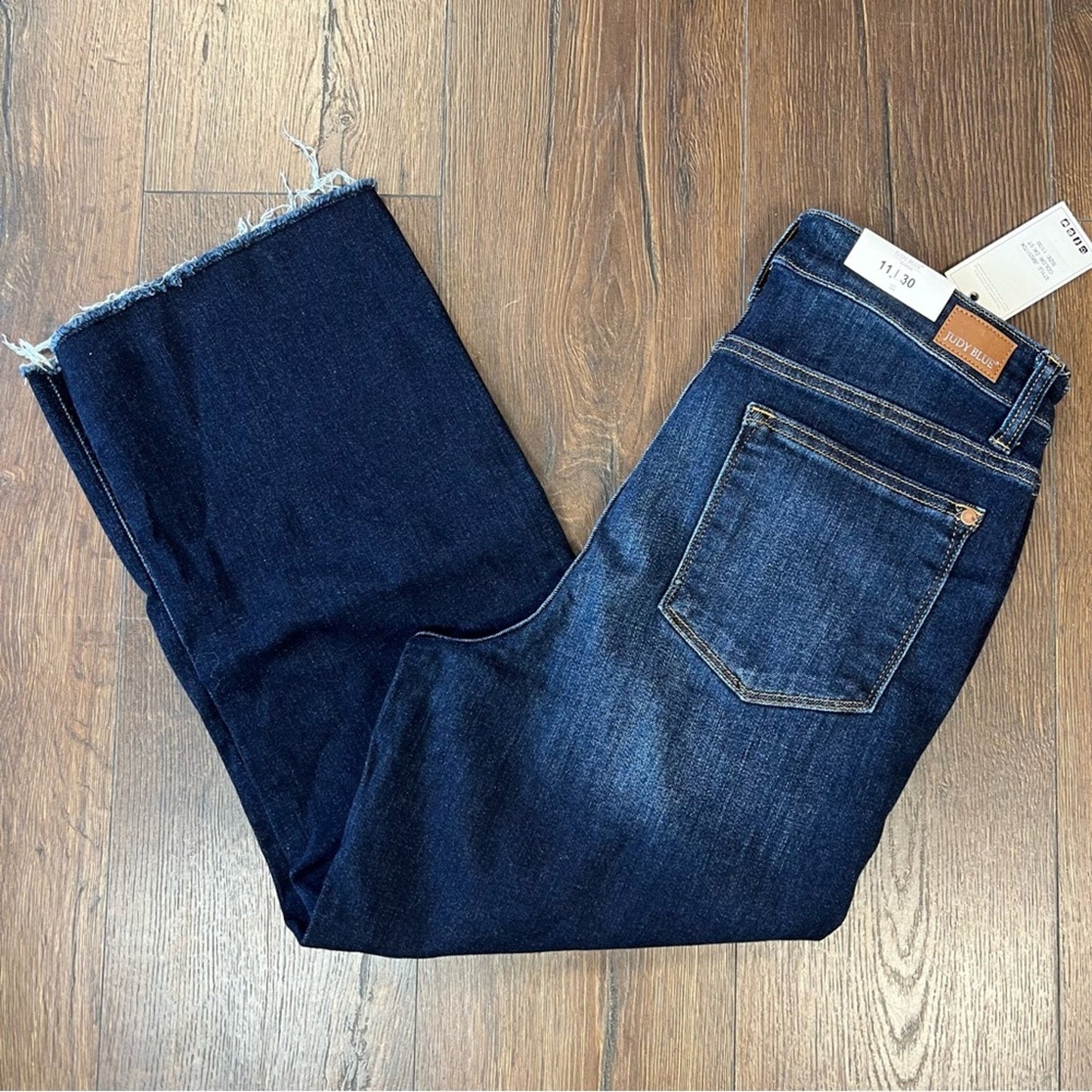 NEW Judy Blue Cropped Wide Leg Jean SZ 11/30