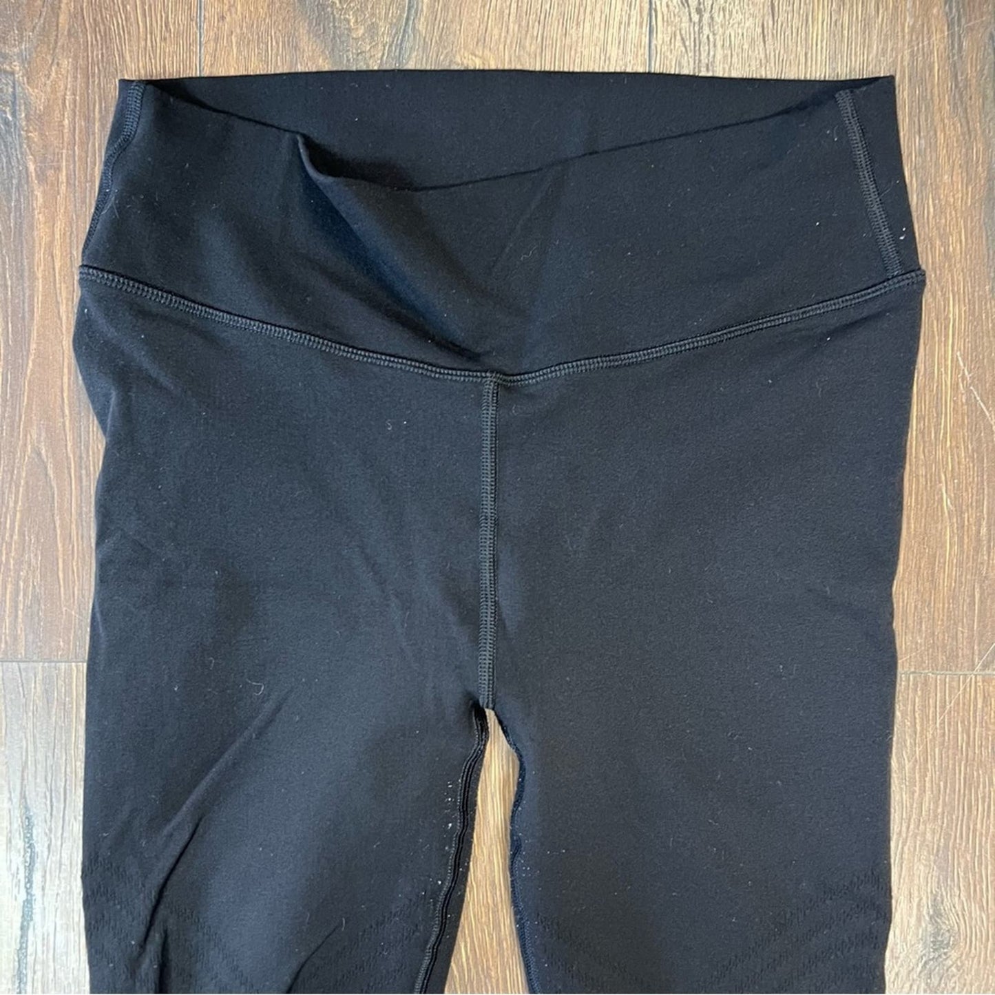 Lululemon Reveal Tight *Mesh Stripes SZ 8