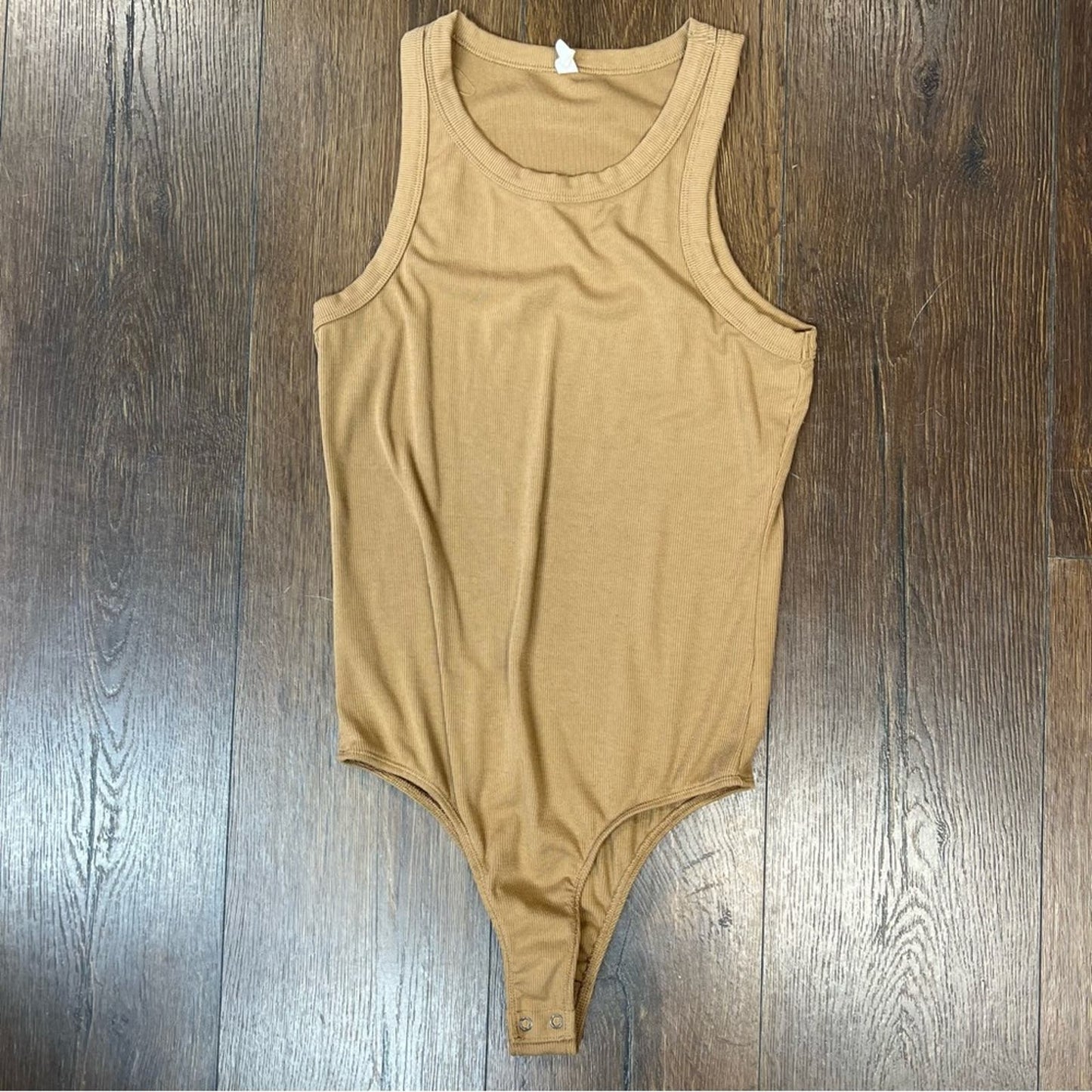Faded Floral wishlist basic ribbed camel bodysuit SZ SM