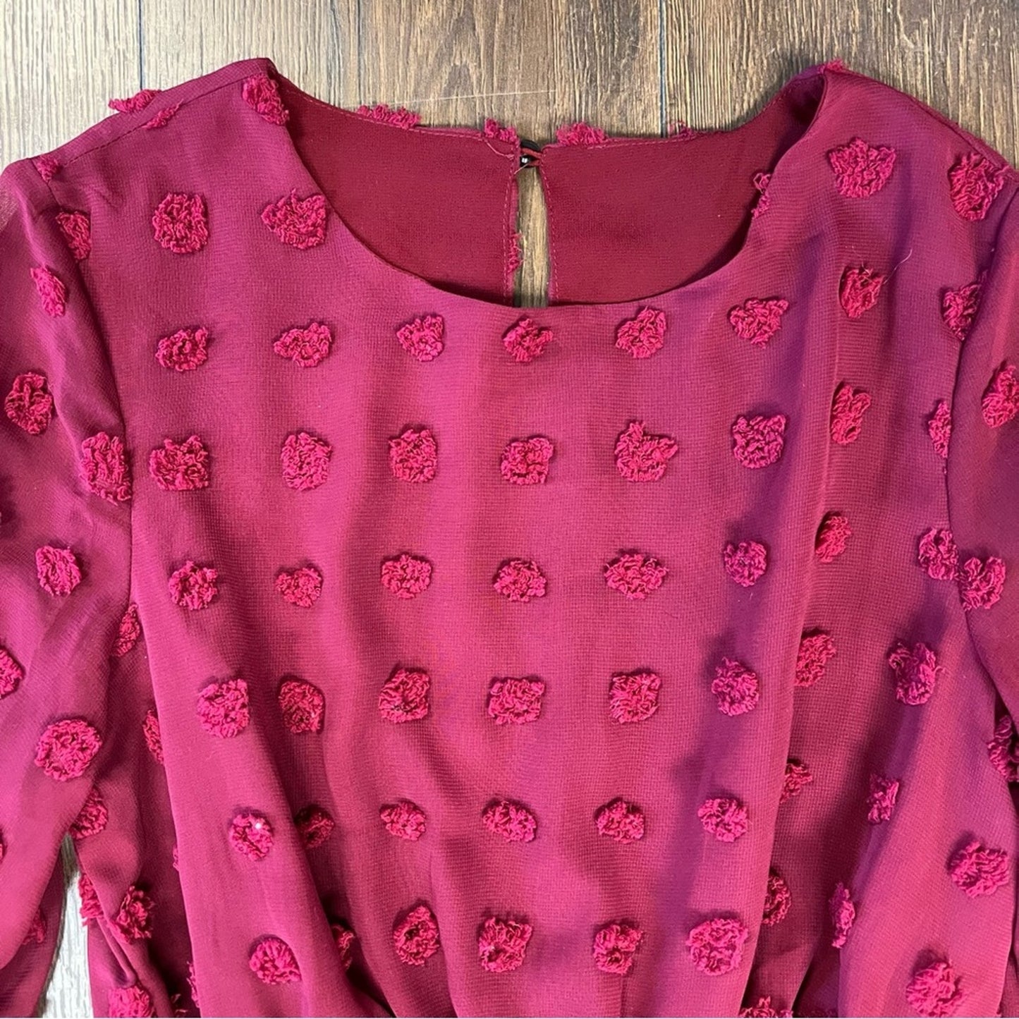 Amazon burgundy textured V-neck midi dress SZ SM