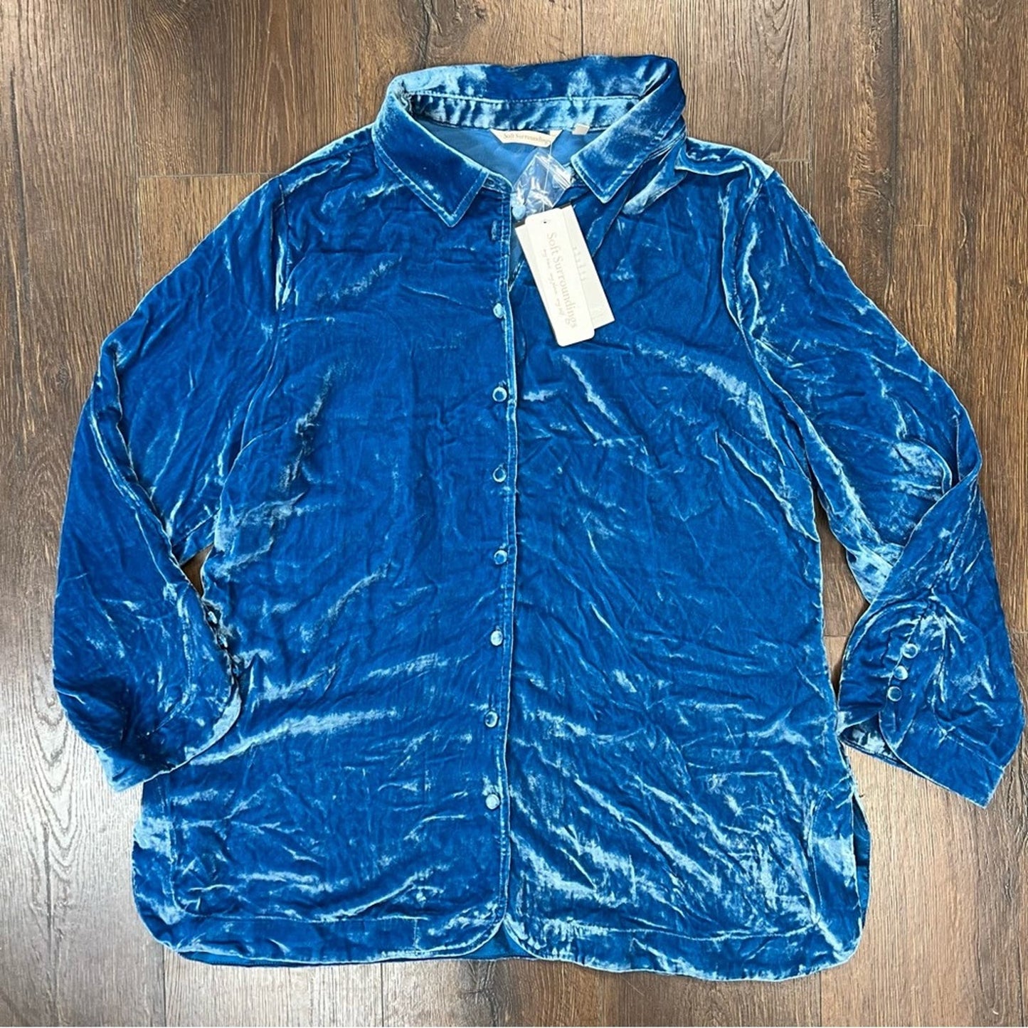 🆕 Soft Surroundings blue velvet poets button down shirt SZ LG