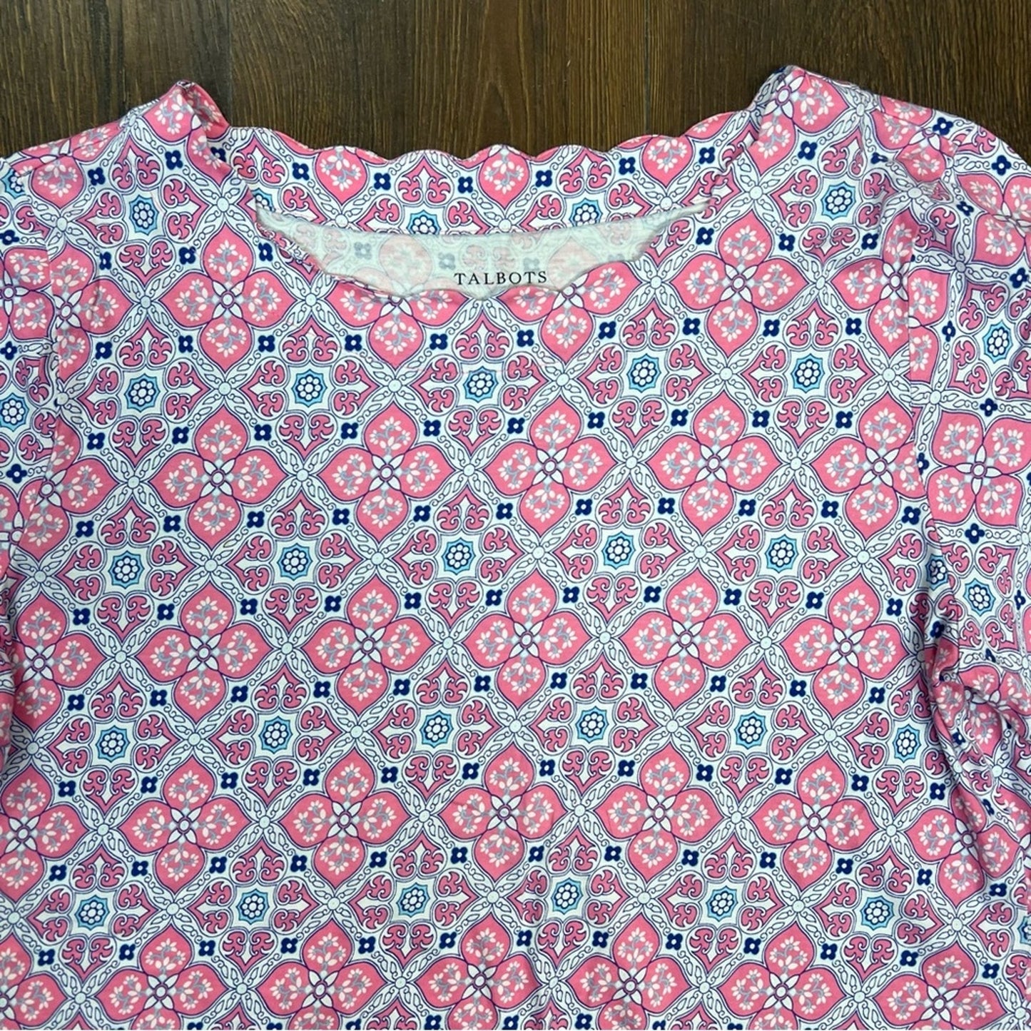 Talbots Pima cotton pink and blue scalloped neck tee SZ XL