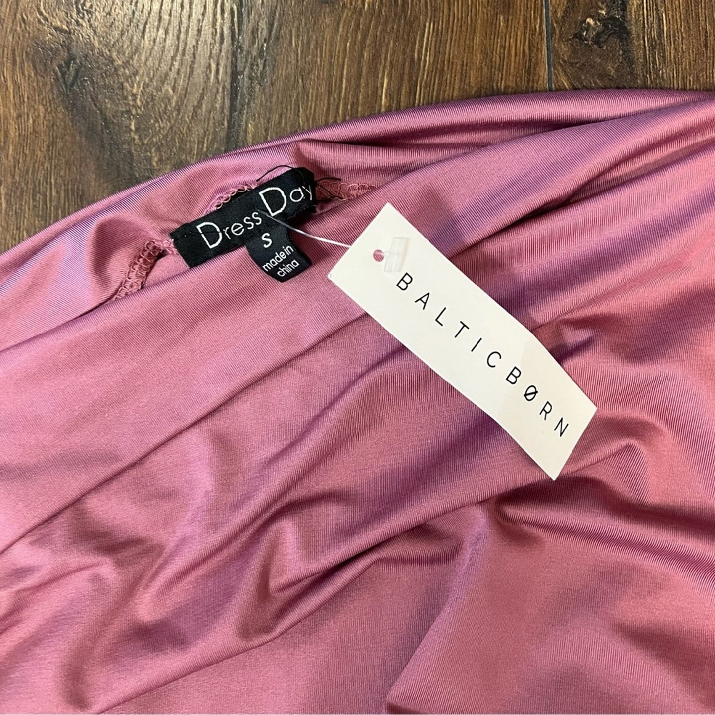 🆕 Baltic born run to you midi dress SZ SM