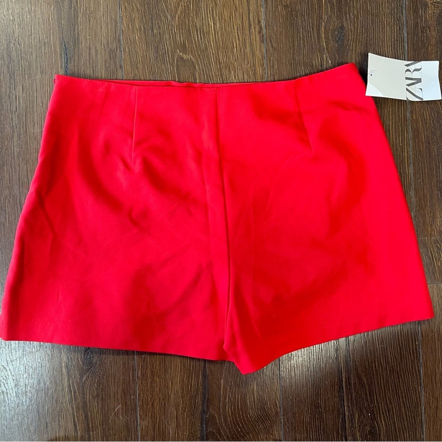 🆕 Zara red ruffle front skort SZ LG