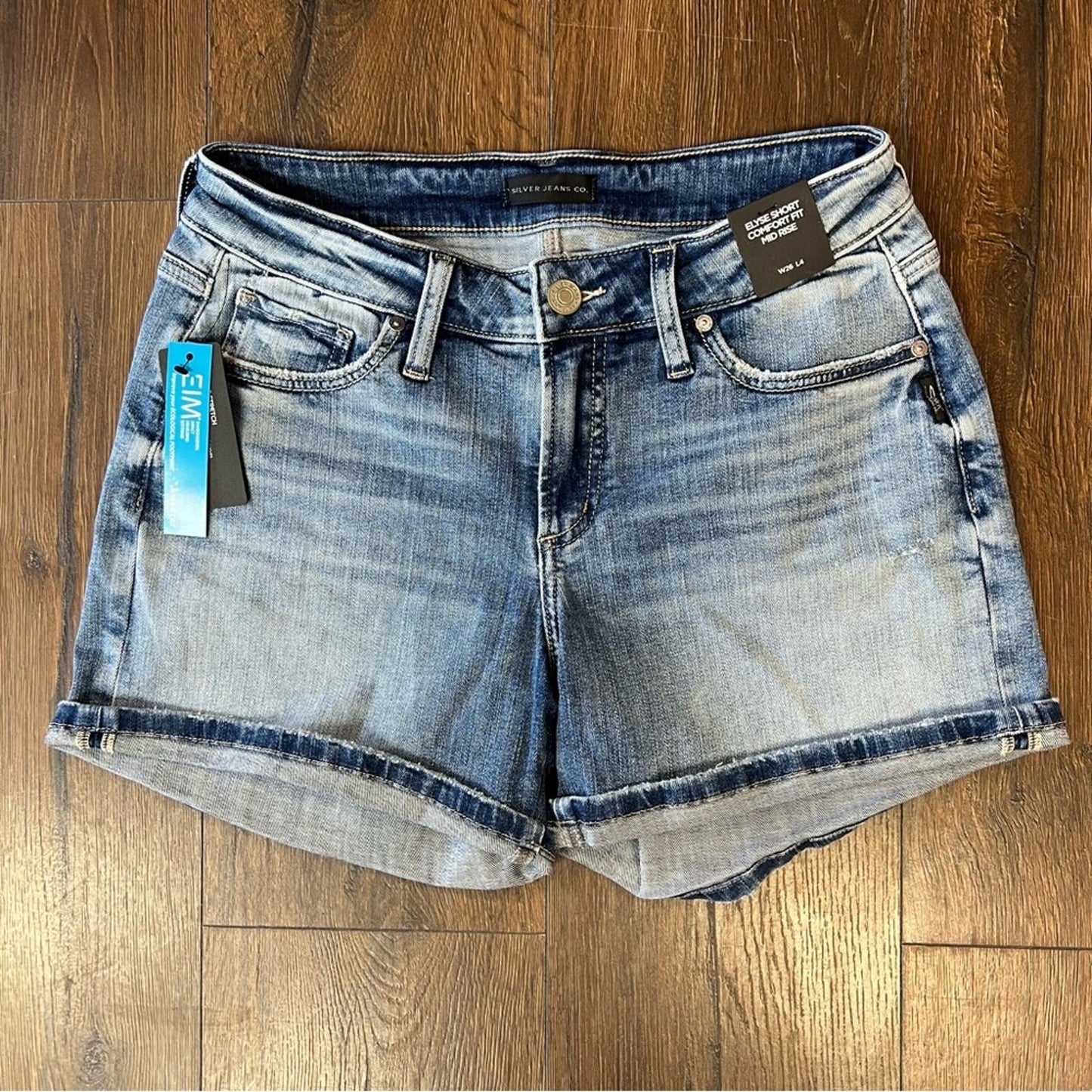 🆕 Silver Jean Elyse Mid Rise Short SZ 26/2