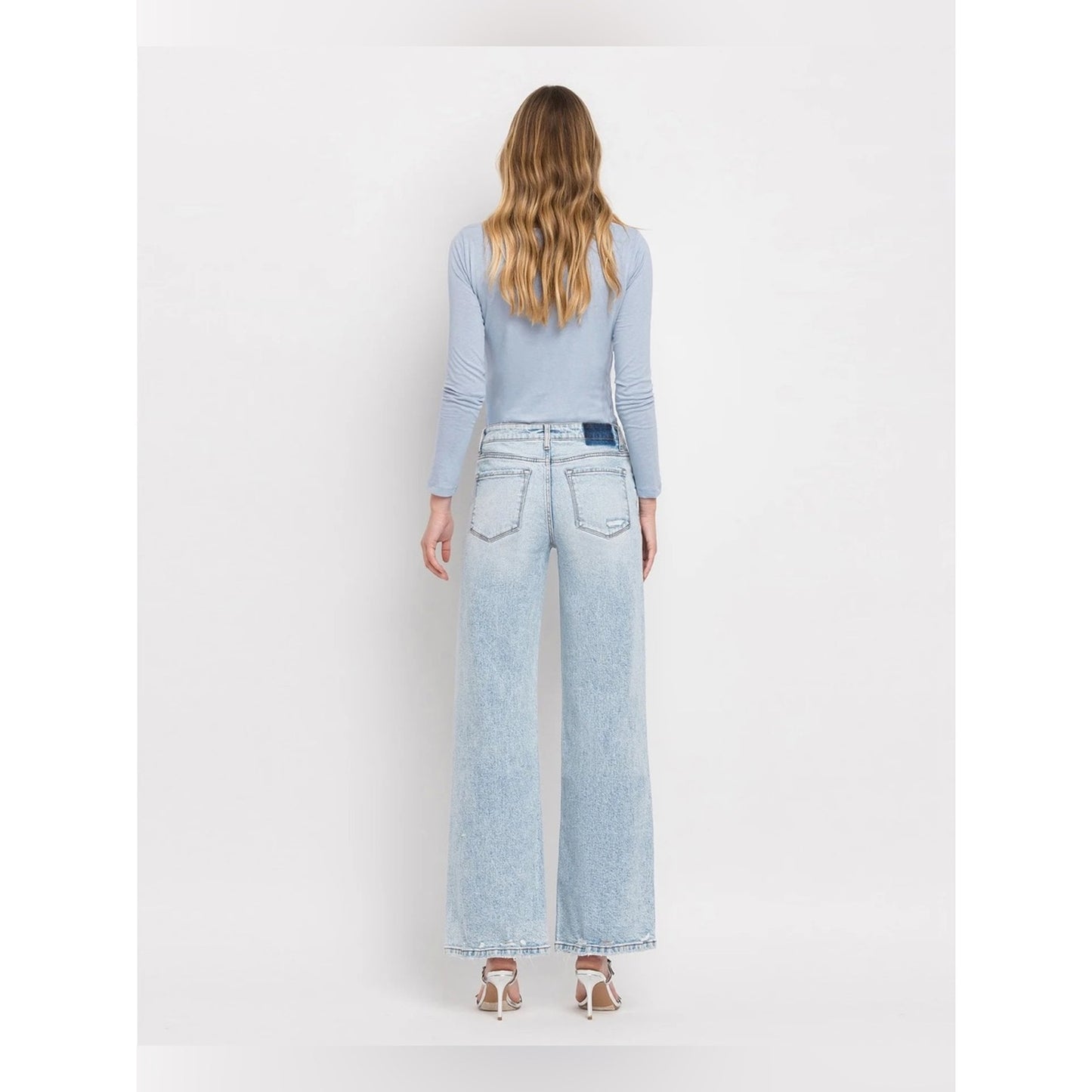 🆕 Lovervet | Tummy Control Super High Rise Wide Leg Jeans Light Wash NWT SZ 31