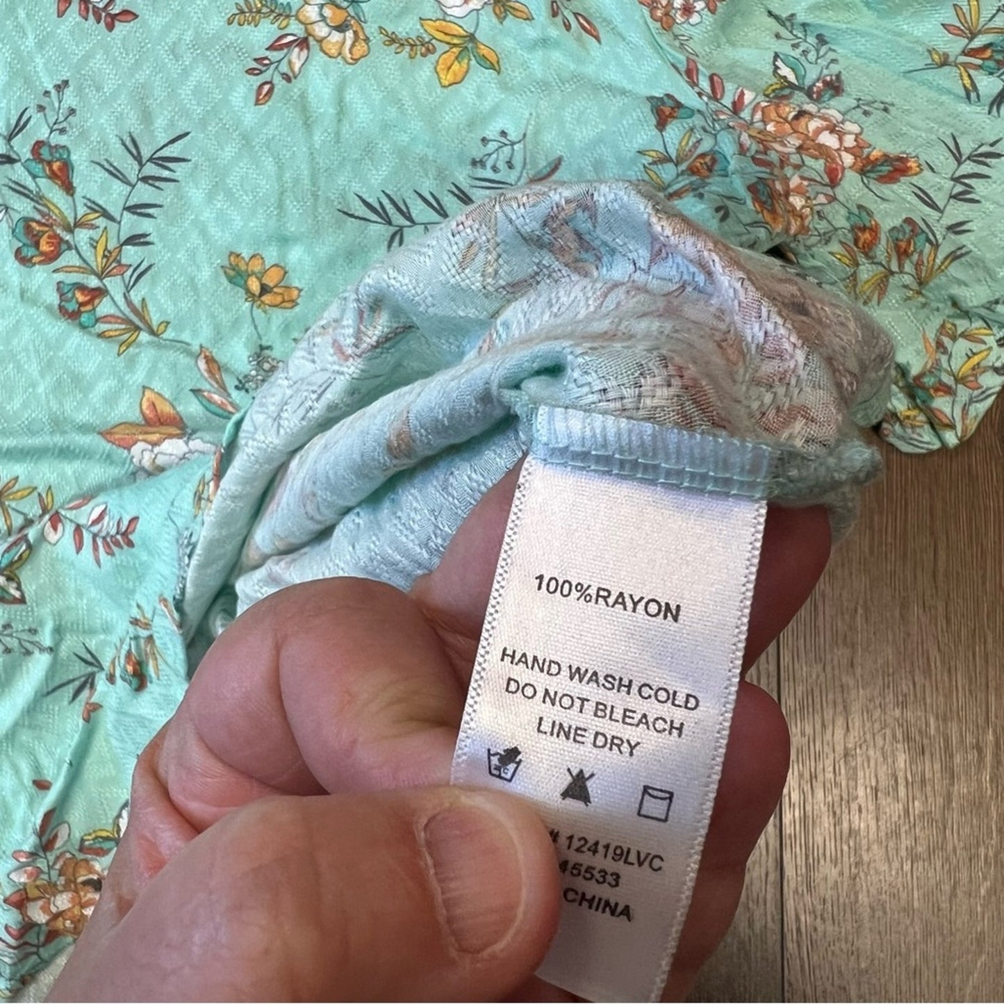 W5 teal floral flutter sleeve blouse SZ MED