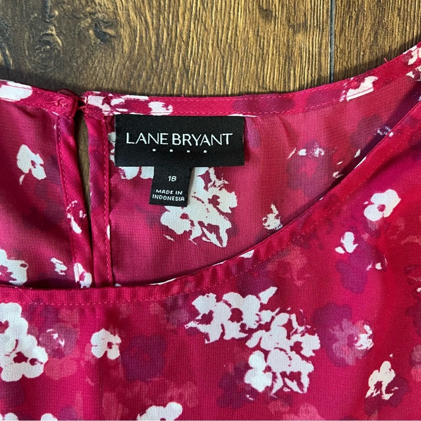 Lane Bryant pink floral blouse SZ 18