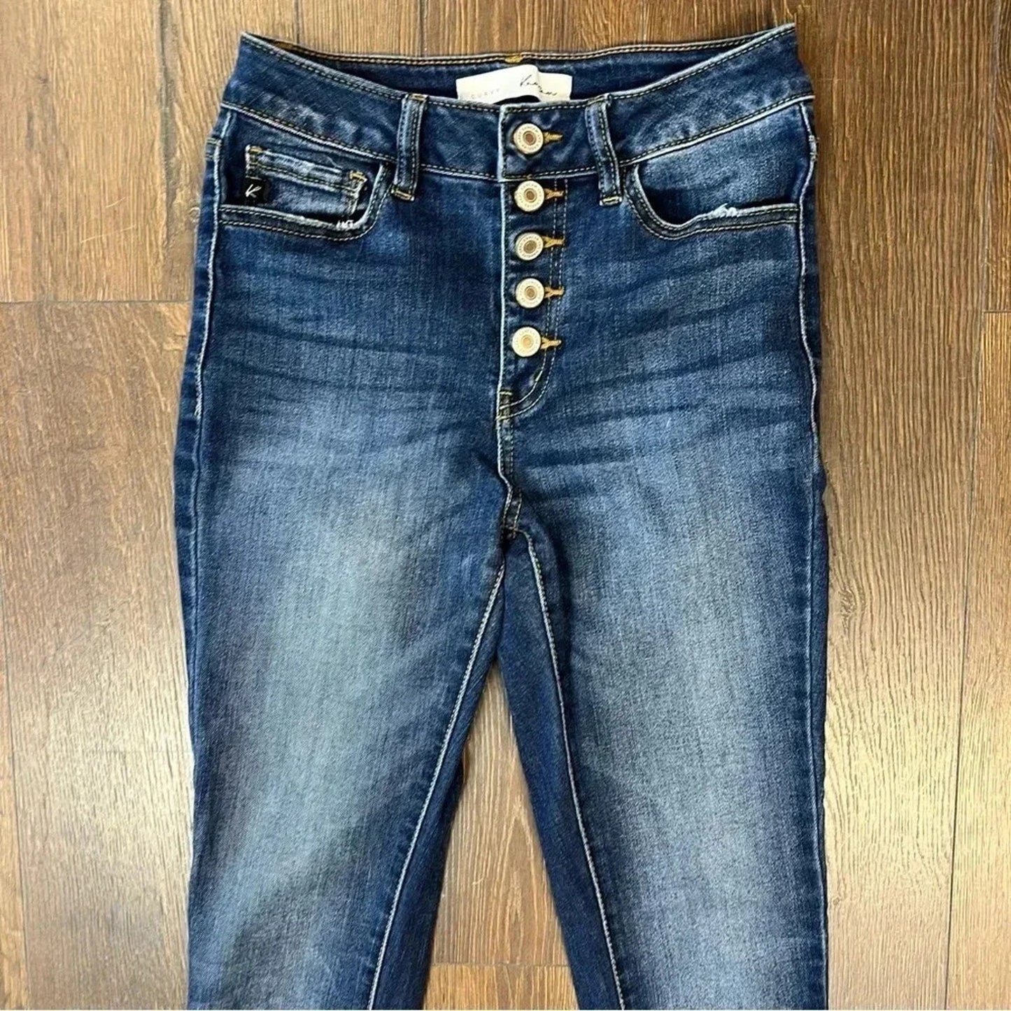KanCan high rise button fly jeans SZ 3/25