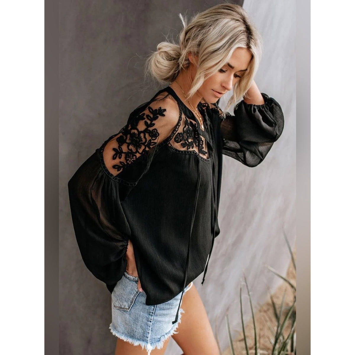🆕 Hayden Los Angeles Boho Lace-Trimmed Blouse SZ S/M