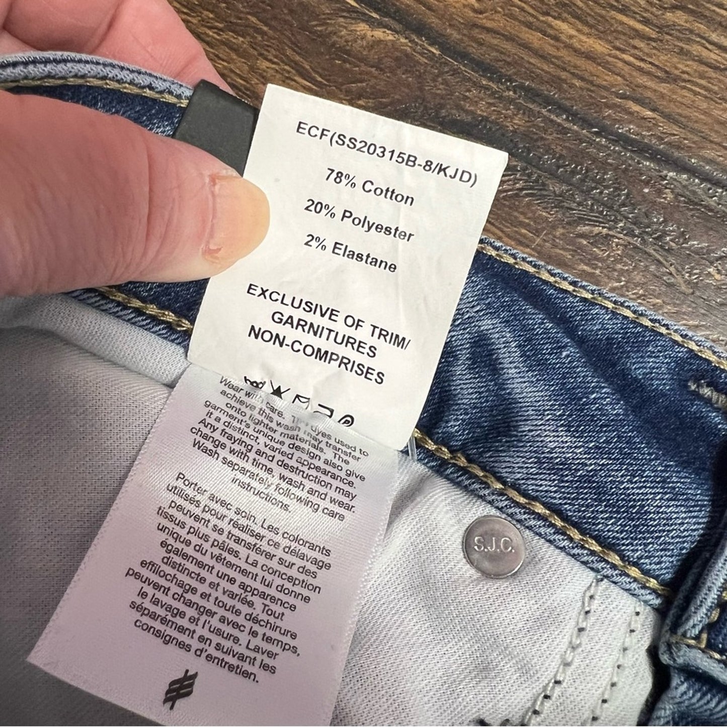 🆕 Silver Jean Boyfriend Mid Rise Slim Leg Jeans SZ 26/2