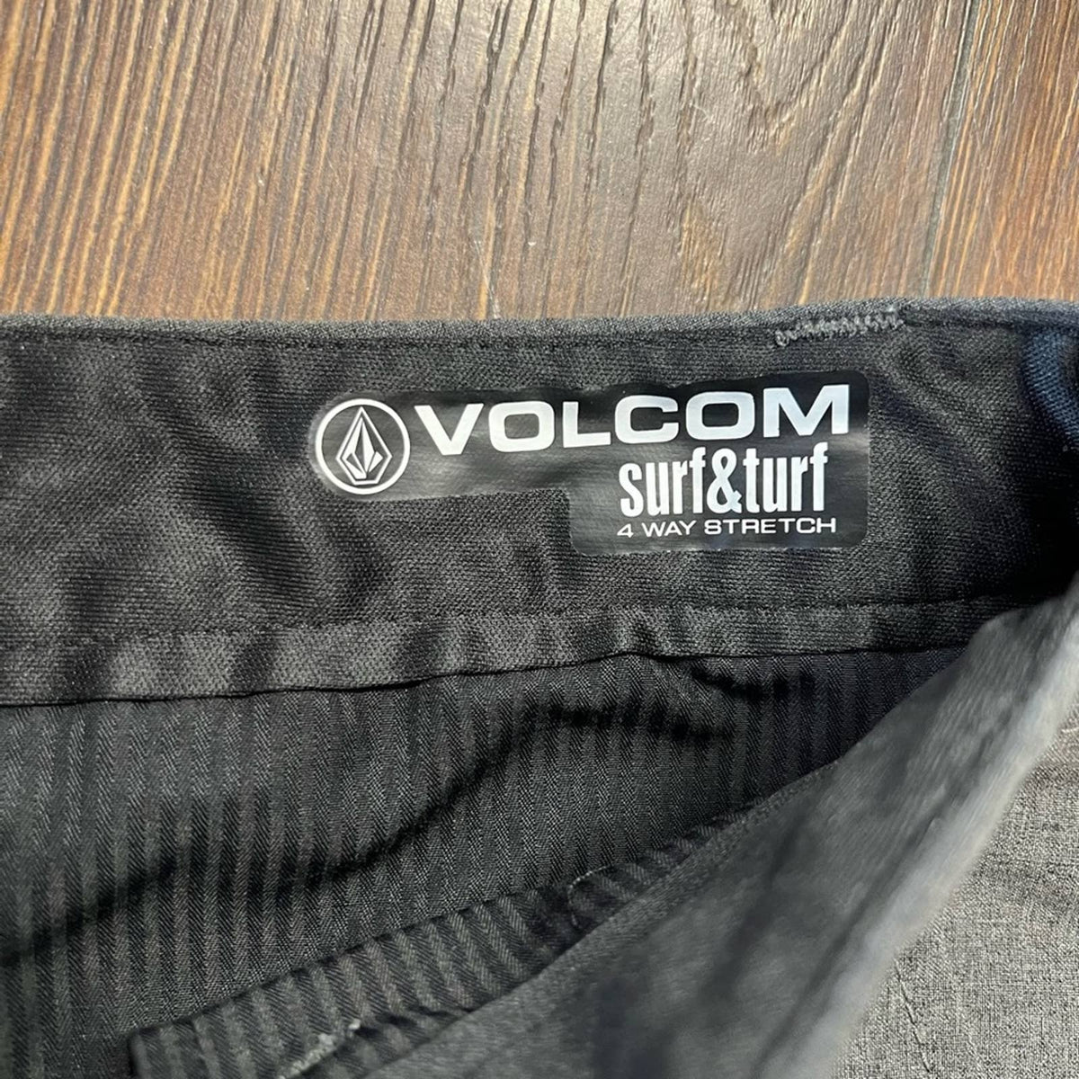 Men's Volcom surf&turf 4 way stretch short Grey SZ 28