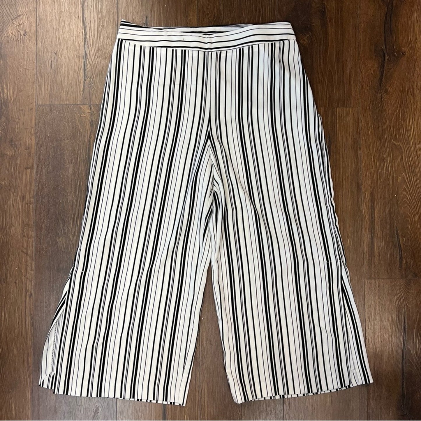 Cynthia Rowley striped wide leg sides slit crop SZ 10