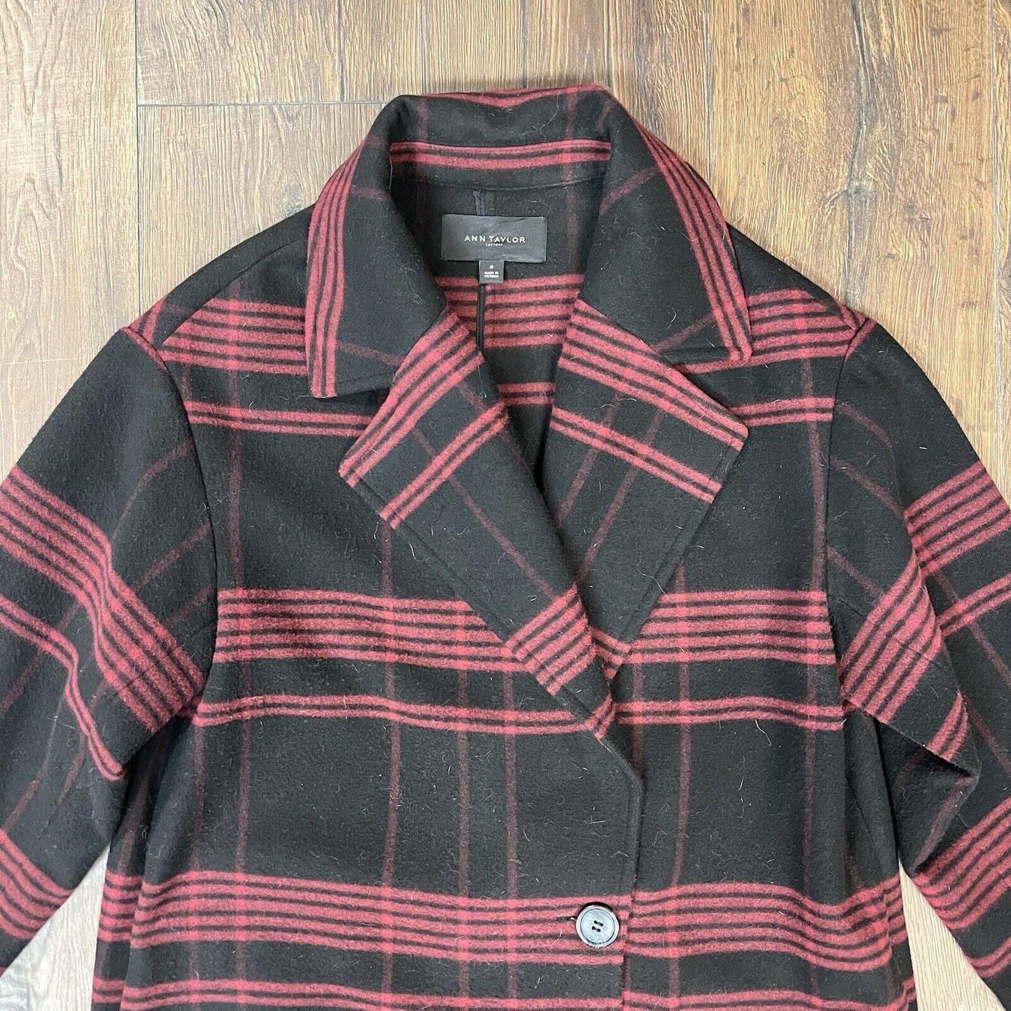 Ann Taylor black and burgundy plaid dress coat Size Med