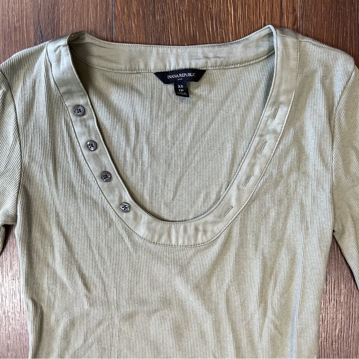 Banana republic Olive ribbed top SZ XS