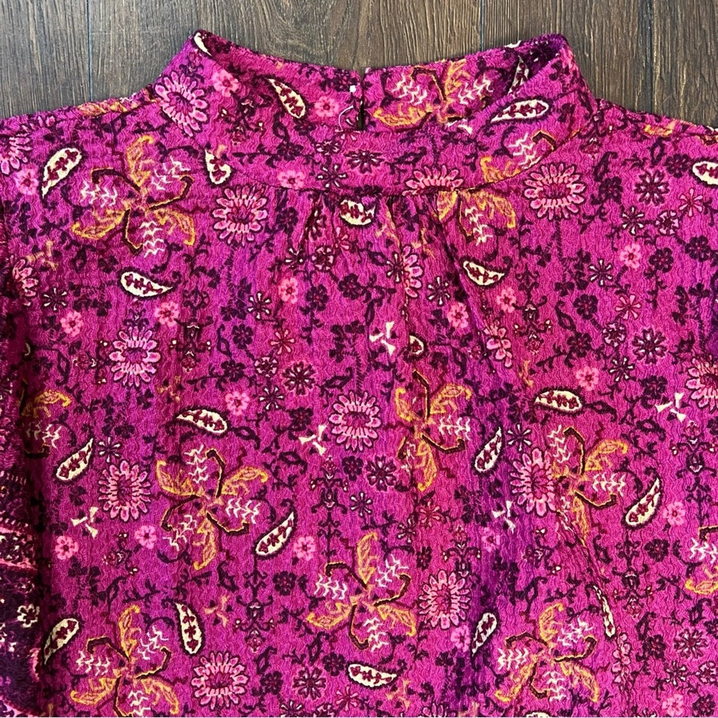 LOFT Paisley Mock Neck Top SZ MED