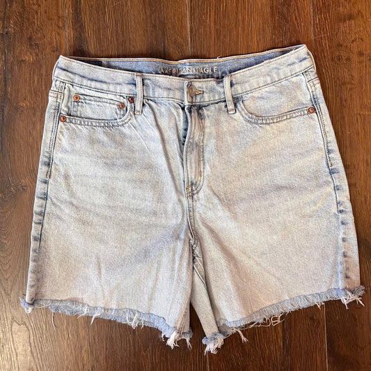 AE RELAXED SHORTS SZ 8