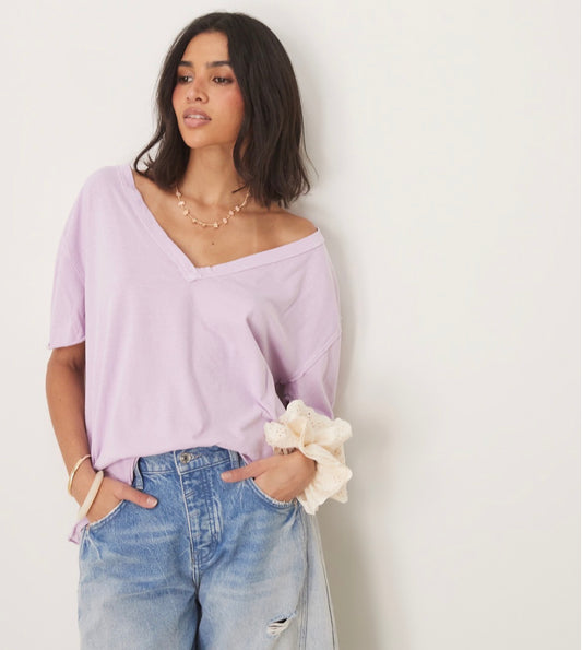🆕 Free People nina v-neck oversized t-shirt in lavender SZ SM