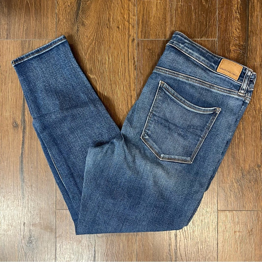 American Eagle high-rise jegging SZ 16 short