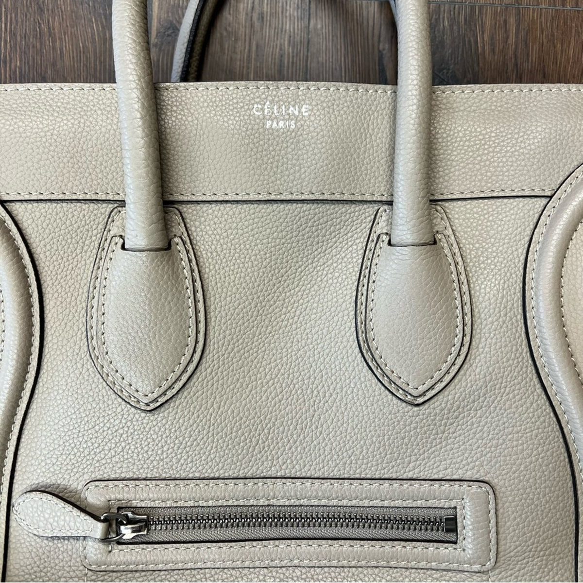 Celine Luggage Micro Pebble Leather Drummed Calfskin-Authentic‎