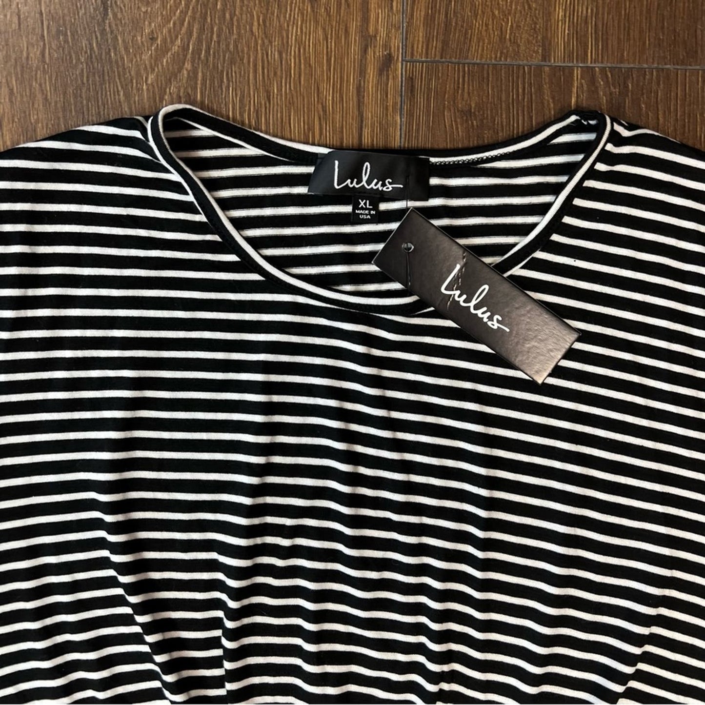 🆕 Lulu’s Take the Lead Black Striped Tie-Front Crop Top SZ XL