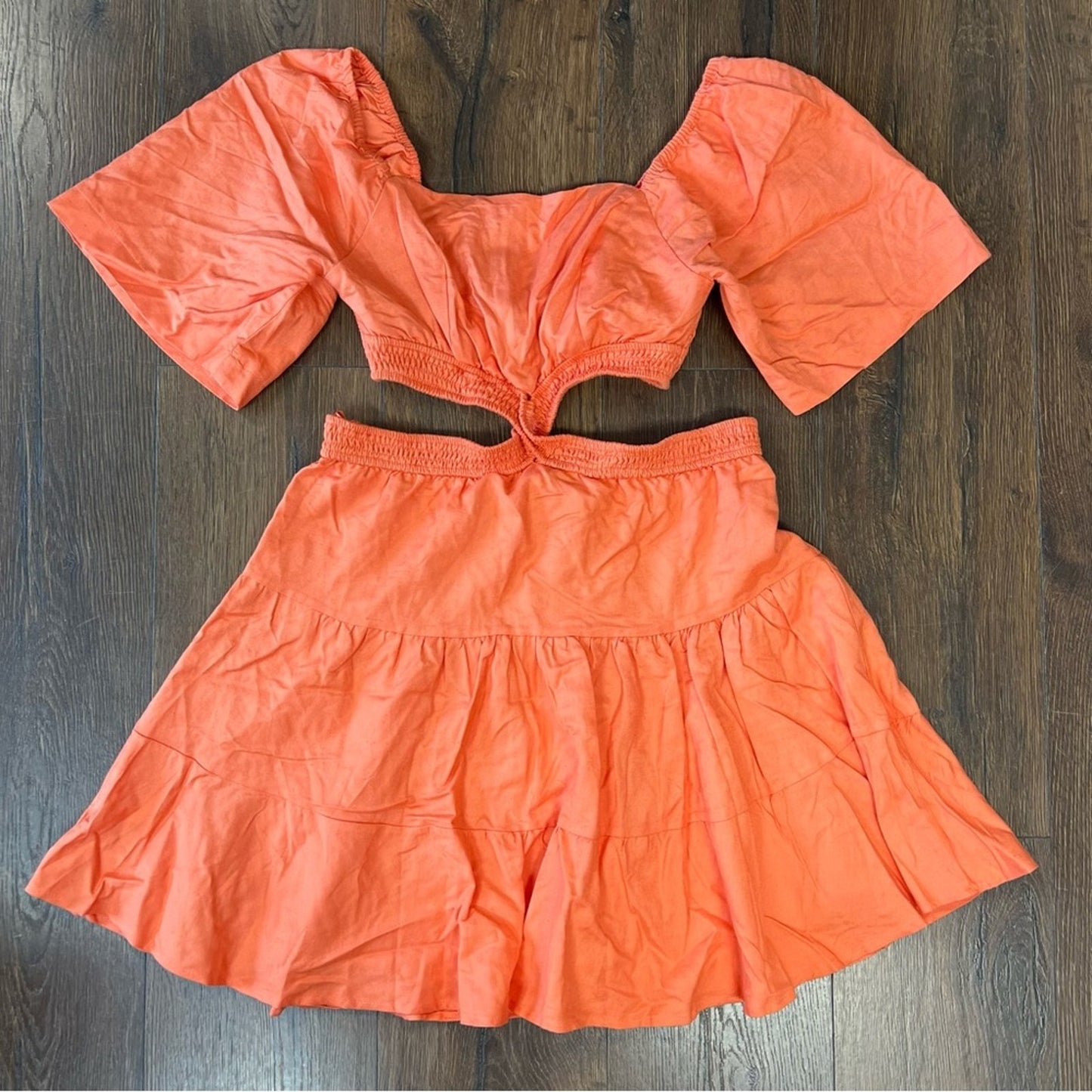 She + Sky flitter half sleeve linen tiered dress with open waist SZ MED