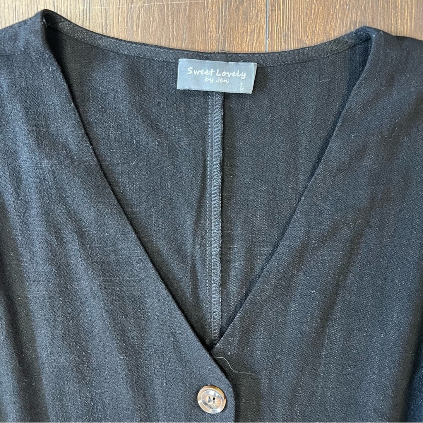 Sweet Lovely black linen blend romper SZ LG