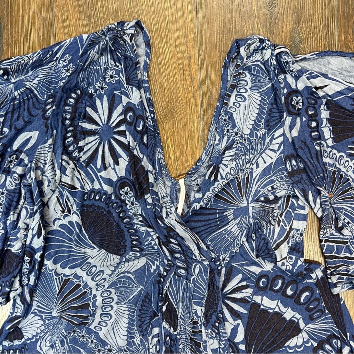 Free People Amour Cold Shoulder Printed Blouse SZ MED