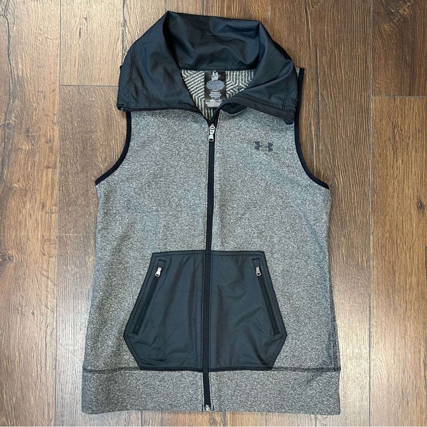 Under Armour Cold Gear vest SZ SM