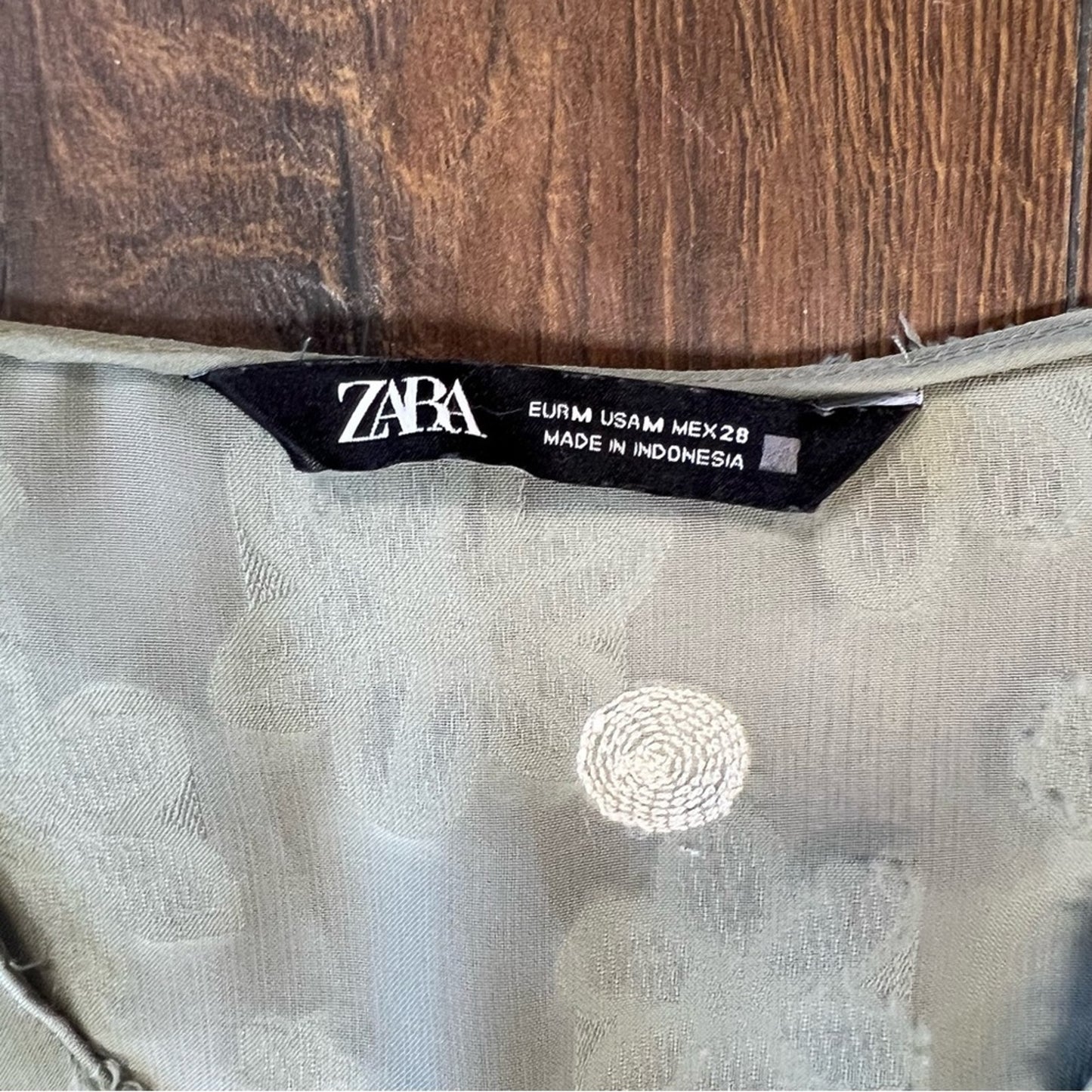 ZARA Zara Textured Weave Green Dotted Blouse SZ MED