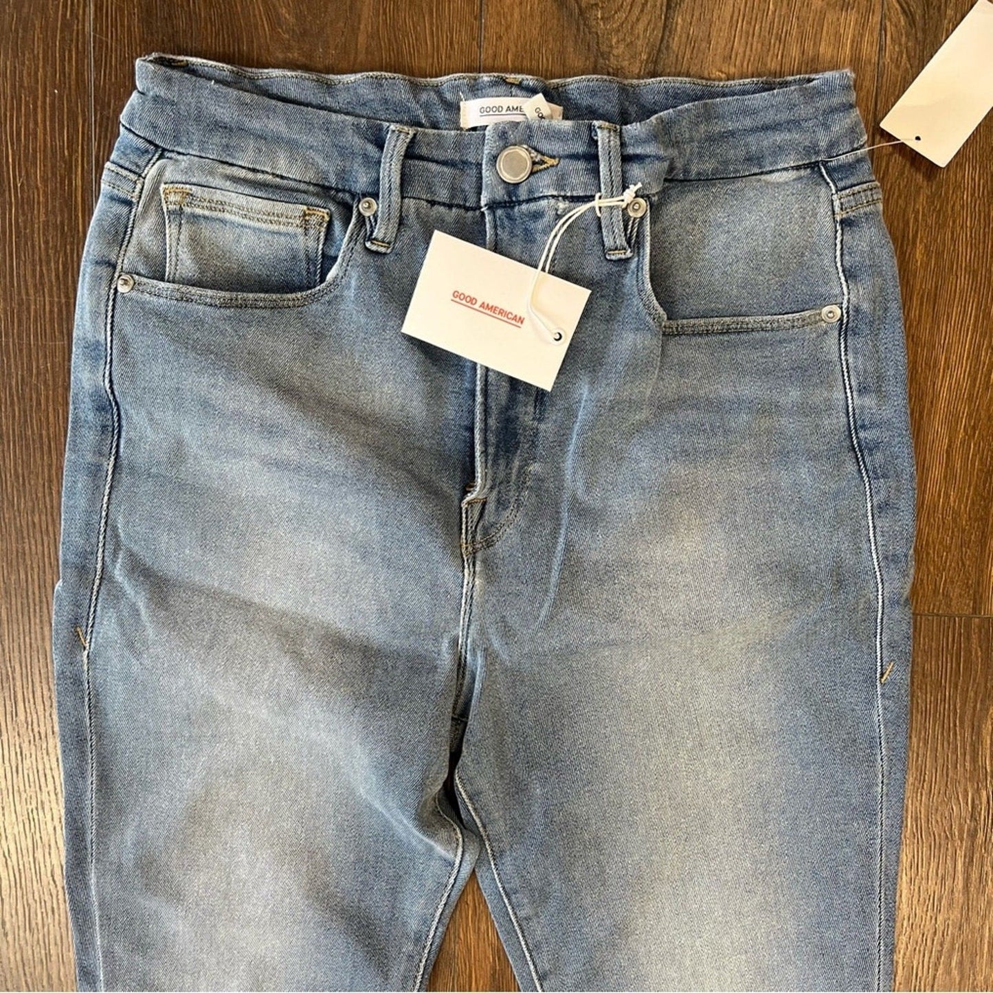 NWT Good American Good Legs Crop Chewed Hem SZ 30/10