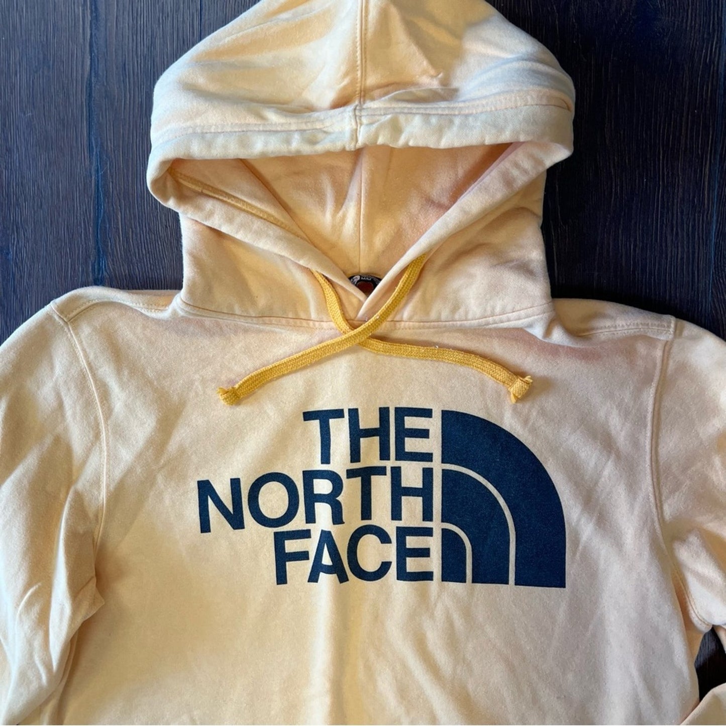 Men’s North Face pullover hoodie SZ MED