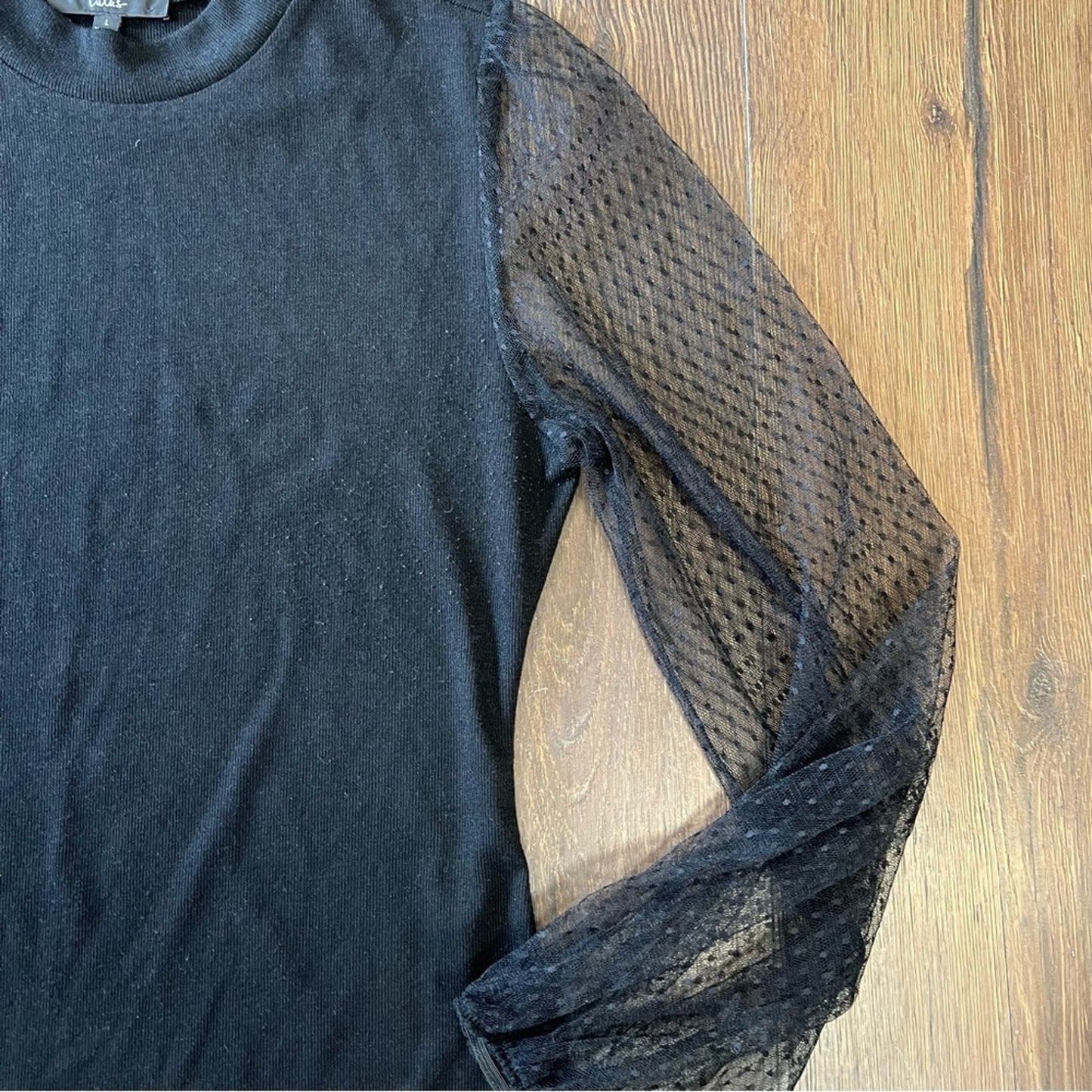 Lulu’s Try To Keep Up Black Mesh Balloon Sleeve Mock Neck Top SZ LG