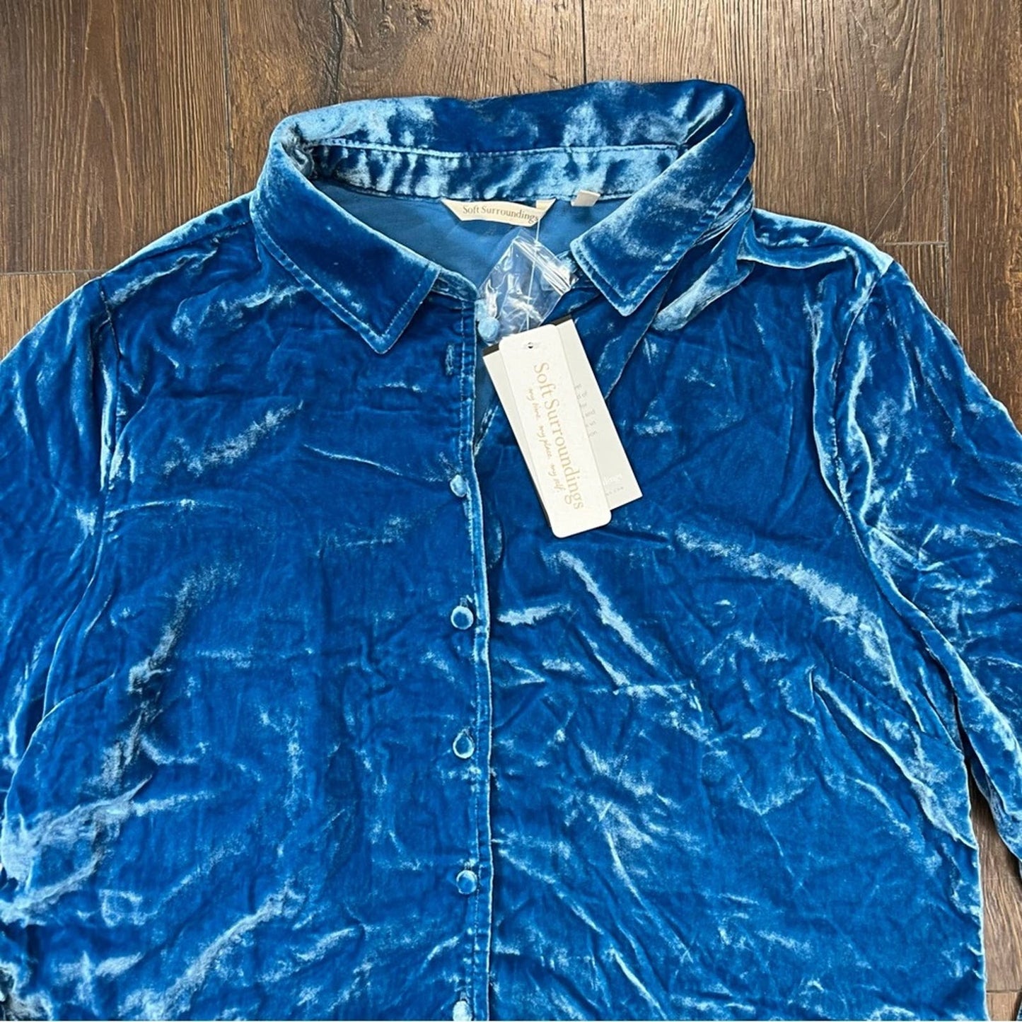 🆕 Soft Surroundings blue velvet poets button down shirt SZ LG