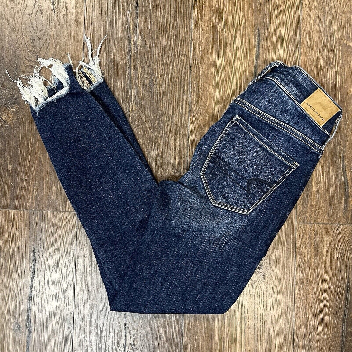 American Eagle Raw Hem High Rise Jegging Crop Jean Women’s Size 2