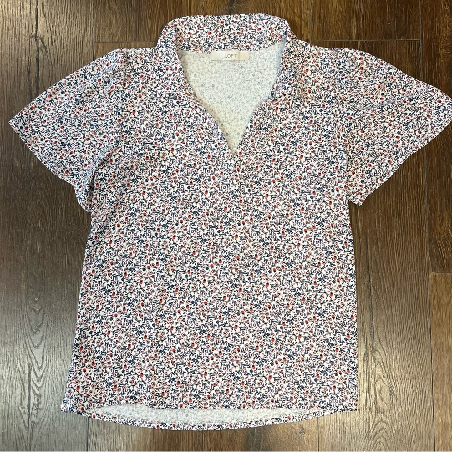 Loft Floral Collared V-Neck Mixed Media Top SZ MED?