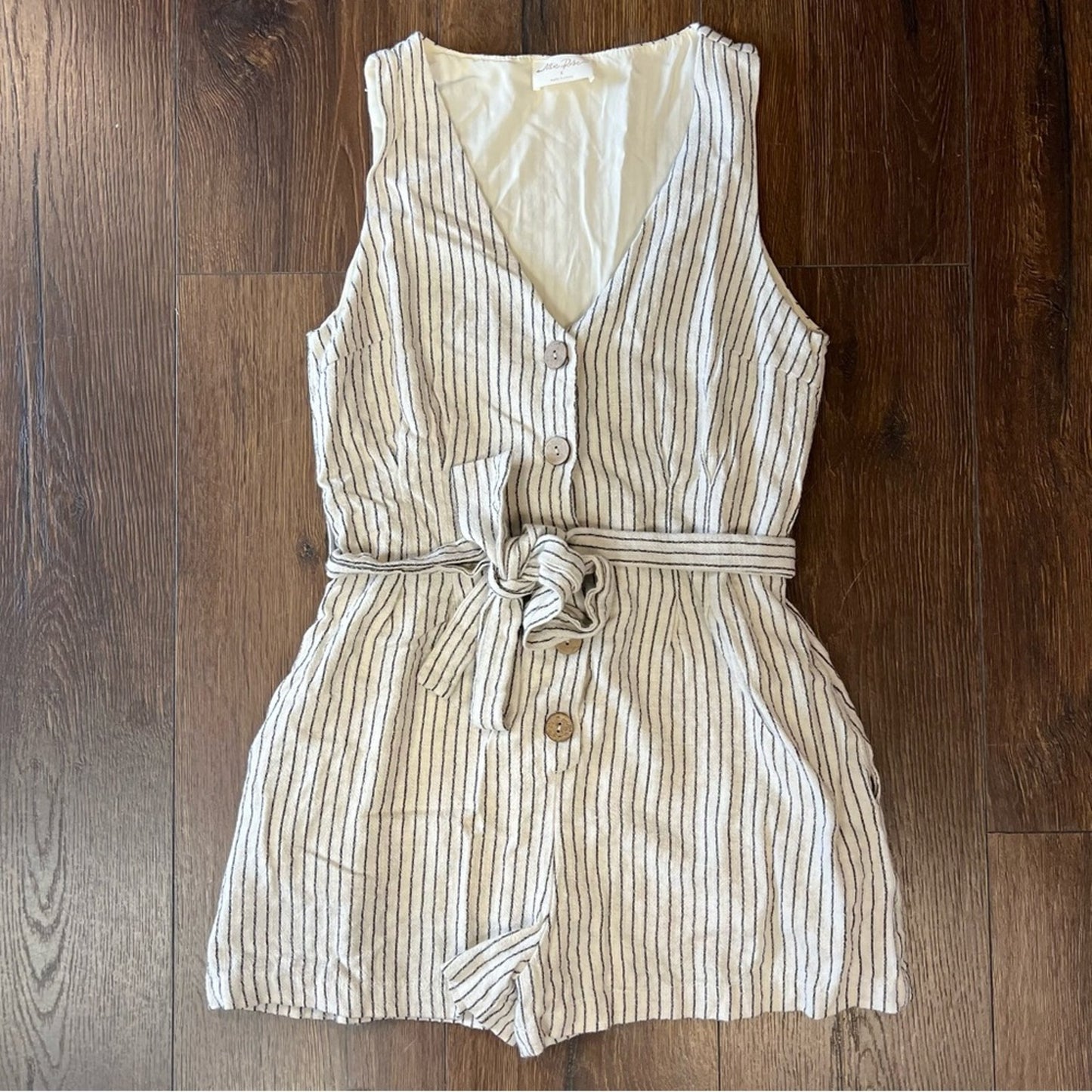 Lulu’s Idyllic Days Ivory Striped Sleeveless Button-Front Romper SZ