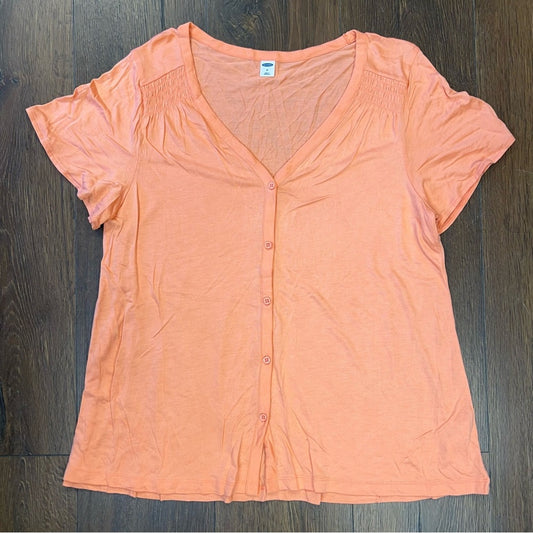 Old Navy, short sleeve Lux button front feeling peachy blouse SZ MED